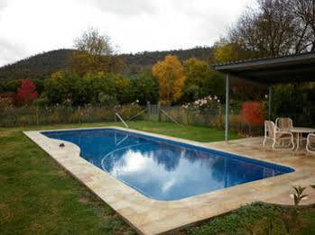 Brookfield Guest House Myrrhee Exterior foto